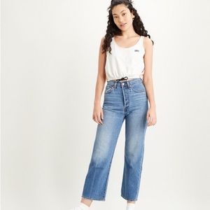 Levi’s Ribcage Straight Ankle Jeans